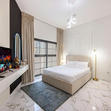 Prime Location Studio In Dubailand Exterior foto